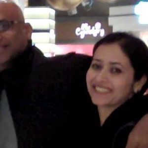 Meet your Posher, Farah